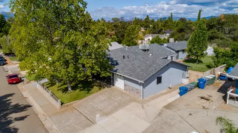1098 Lorraine Dr, Redding, CA 96002 photo 34