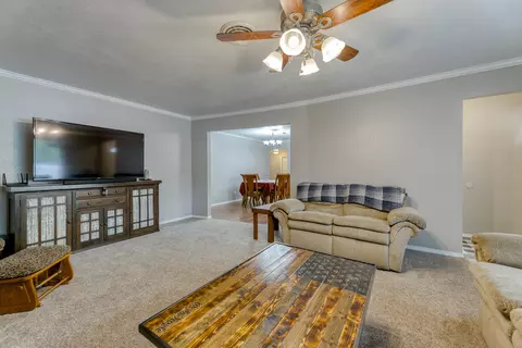 1098 Lorraine Dr, Redding, CA 96002 photo 5