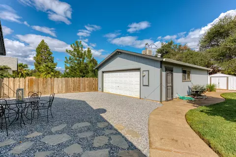 1098 Lorraine Dr, Redding, CA 96002 photo 25
