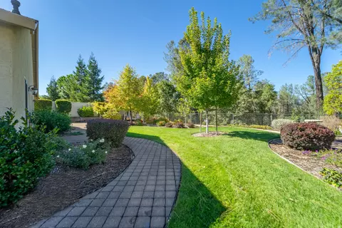437 Spire Point Dr, Redding, CA 96003 photo 22
