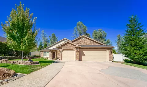 437 Spire Point Dr, Redding, CA 96003 photo 2