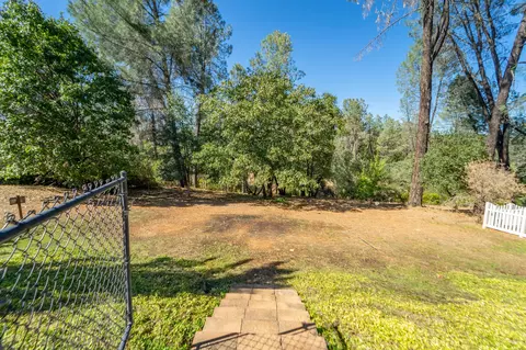 437 Spire Point Dr, Redding, CA 96003 photo 24