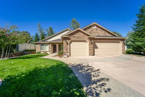 437 Spire Point Dr, Redding, CA 96003 photo 1