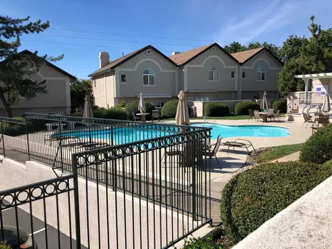 789 Doral Trl, Redding, CA 96003 photo 5