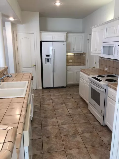 789 Doral Trl, Redding, CA 96003 photo 9