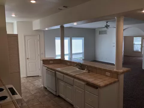 789 Doral Trl, Redding, CA 96003 photo 11