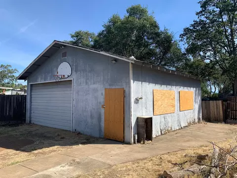 2683 Yana Ave, Redding, CA 96002 photo 4