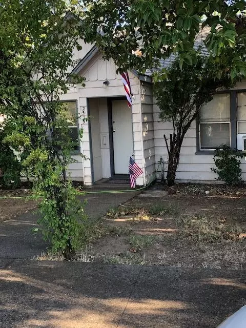 2505 Old Eureka Way, Redding, CA 96001 photo 6