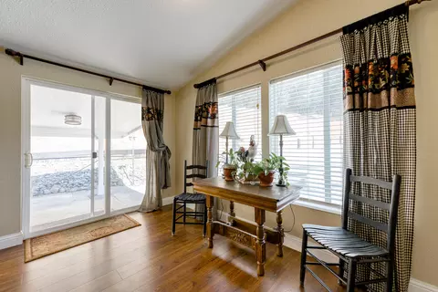 13554 Old Oregon Trl, Redding, CA 96003 photo 16