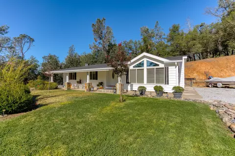13554 Old Oregon Trl, Redding, CA 96003 photo 6