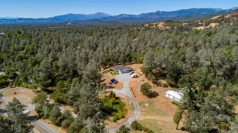 13554 Old Oregon Trl, Redding, CA 96003 photo 32