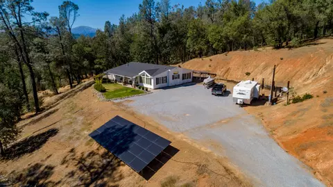 13554 Old Oregon Trl, Redding, CA 96003 photo 1