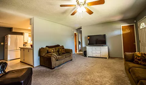 3245 Winding Way, Redding, CA 96001 photo 5