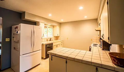 3245 Winding Way, Redding, CA 96001 photo 8