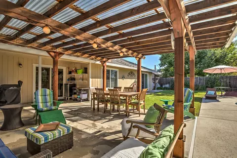 3683 Magnums Way, Redding, CA 96003 photo 5