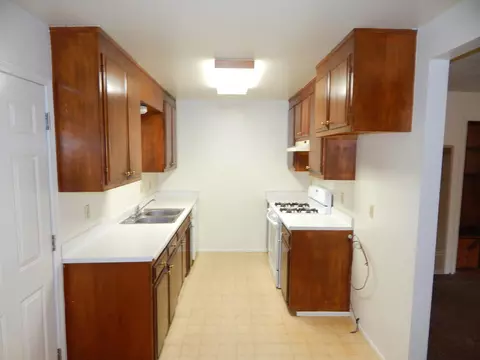 2391 Corona St, Redding, CA 96002 photo 10