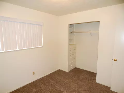 2391 Corona St, Redding, CA 96002 photo 23