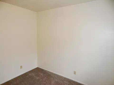 2391 Corona St, Redding, CA 96002 photo 21