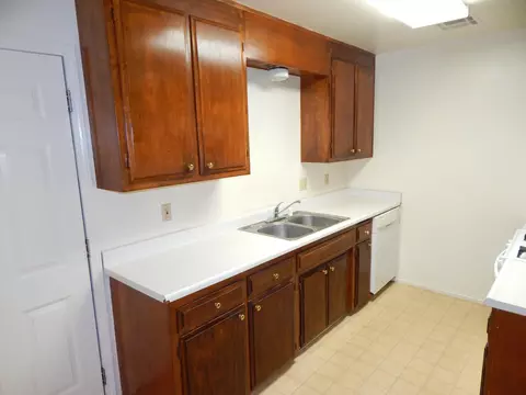 2391 Corona St, Redding, CA 96002 photo 11