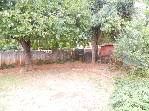 2391 Corona St, Redding, CA 96002 photo 47