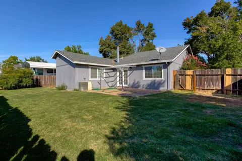 1993 Carol Jean Ct, Redding, CA 96002 photo 4