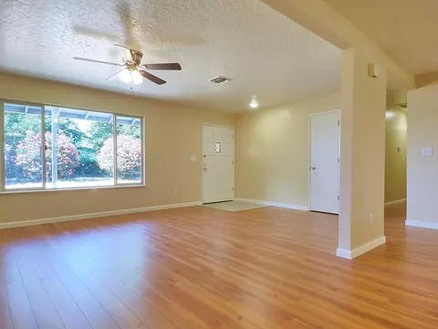 21345 Old 44 Dr, Redding, CA 96003 photo 6