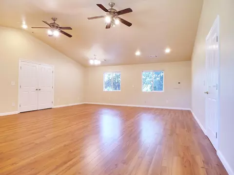 21345 Old 44 Dr, Redding, CA 96003 photo 9