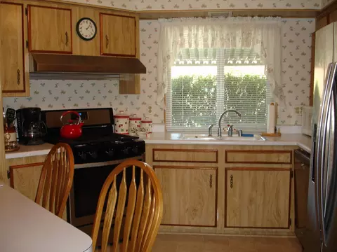 409 Logwood Dr Sp #225, Redding, CA 96003 photo 8