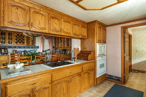 1616 St Andrews Dr, Redding, CA 96003 photo 11