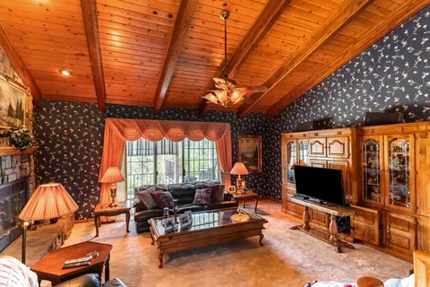 1616 St Andrews Dr, Redding, CA 96003 photo 5