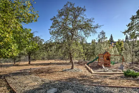 3323 Landmark Ct, Redding, CA 96003 photo 30