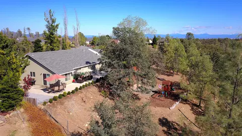 3323 Landmark Ct, Redding, CA 96003 photo 38