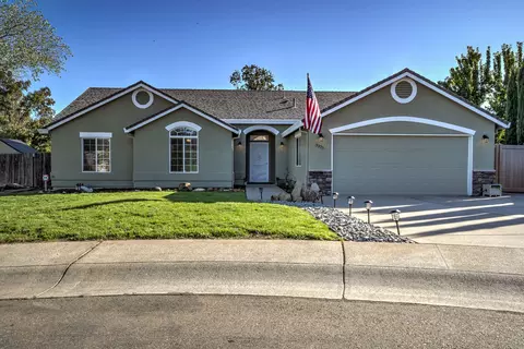 3323 Landmark Ct, Redding, CA 96003 photo 1