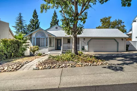 970 Willow Brook Ln, Redding, CA 96003 photo 1