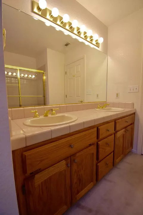4235 Vista Oaks Ct, Redding, CA 96002 photo 15