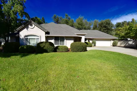4235 Vista Oaks Ct, Redding, CA 96002 photo 1