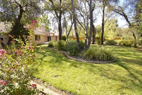 4235 Vista Oaks Ct, Redding, CA 96002 photo 26
