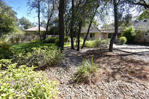 4235 Vista Oaks Ct, Redding, CA 96002 photo 29