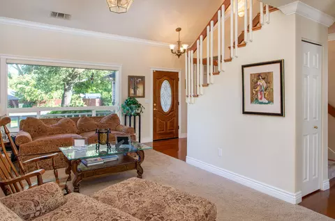 2065 Kildare, Redding, CA 96001 photo 8