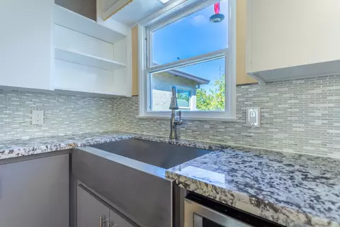 1845 Willis St, Redding, CA 96001 photo 10