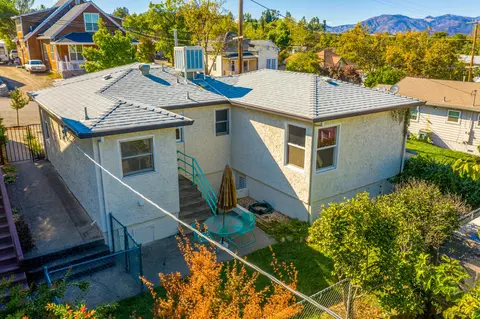 1845 Willis St, Redding, CA 96001 photo 21