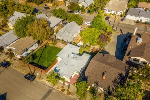 1845 Willis St, Redding, CA 96001 photo 24