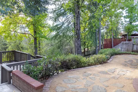3675 Wasatch Dr, Redding, CA 96001 photo 24