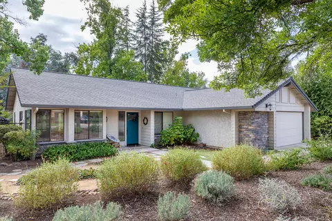 3675 Wasatch Dr, Redding, CA 96001 photo 1