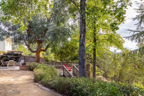 3675 Wasatch Dr, Redding, CA 96001 photo 21