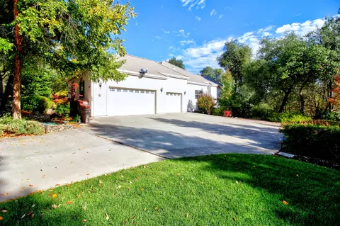 13487 Tierra Heights Rd, Redding, CA 96003 photo 38