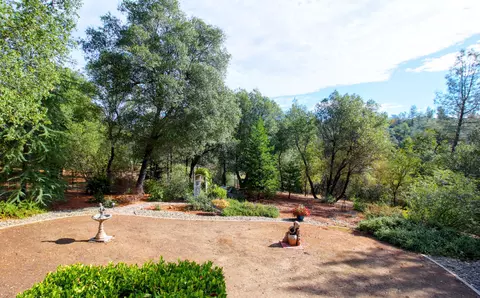 13487 Tierra Heights Rd, Redding, CA 96003 photo 31