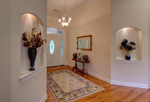 13487 Tierra Heights Rd, Redding, CA 96003 photo 4