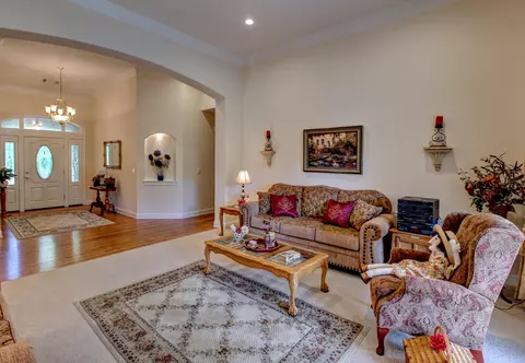 13487 Tierra Heights Rd, Redding, CA 96003 photo 6