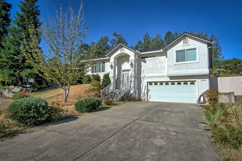 1966 Kinvarra Way, Redding, CA 96001 photo 1